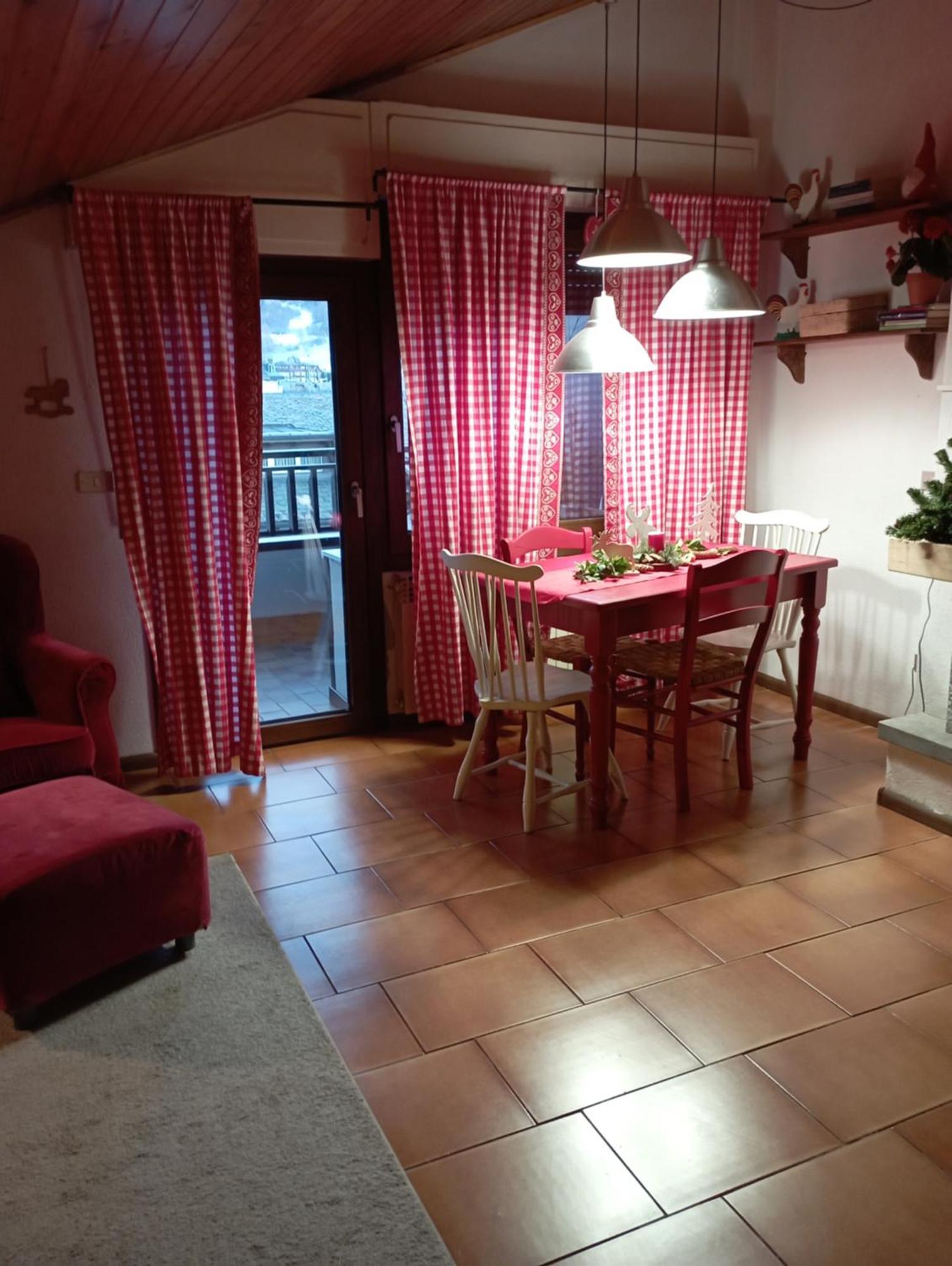 Adamello Apartment อาปริกา ภายนอก รูปภาพ